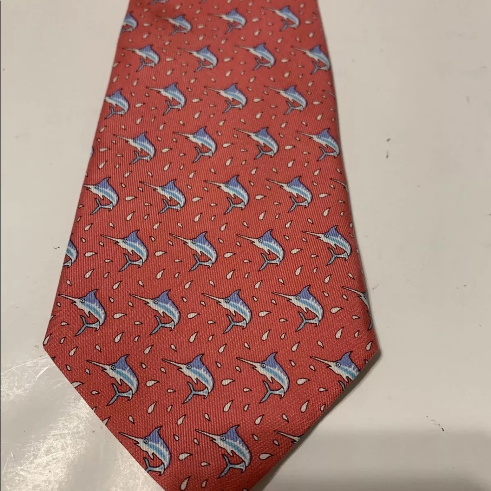 Vineyard Vines Marlin Out Of Water Silk Boys Tie - Picture 3 of 7
